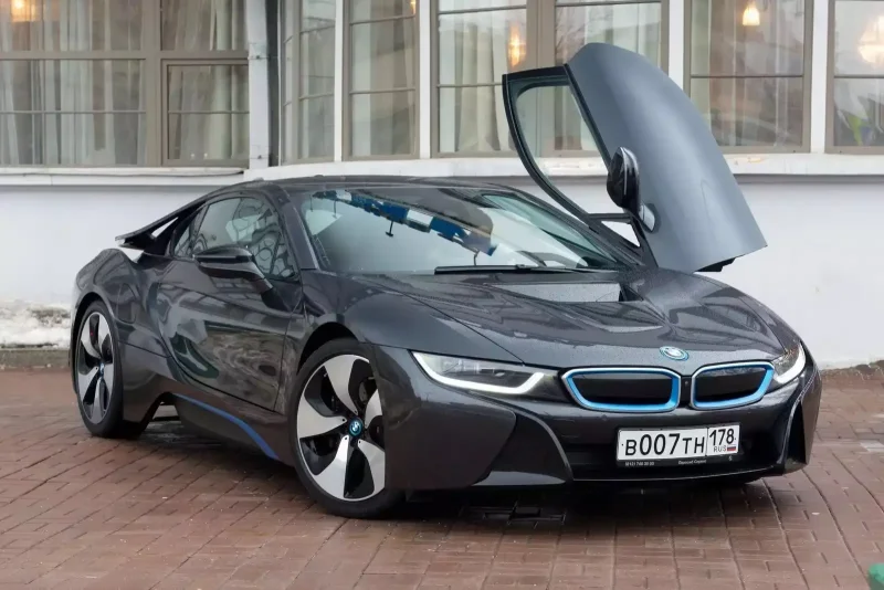 BMW i8 духлесс