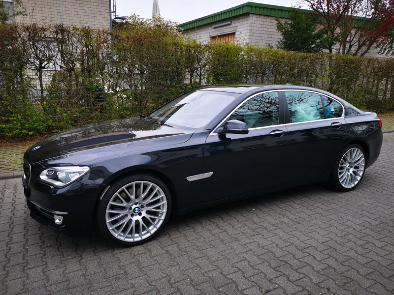 BMW f02 r20