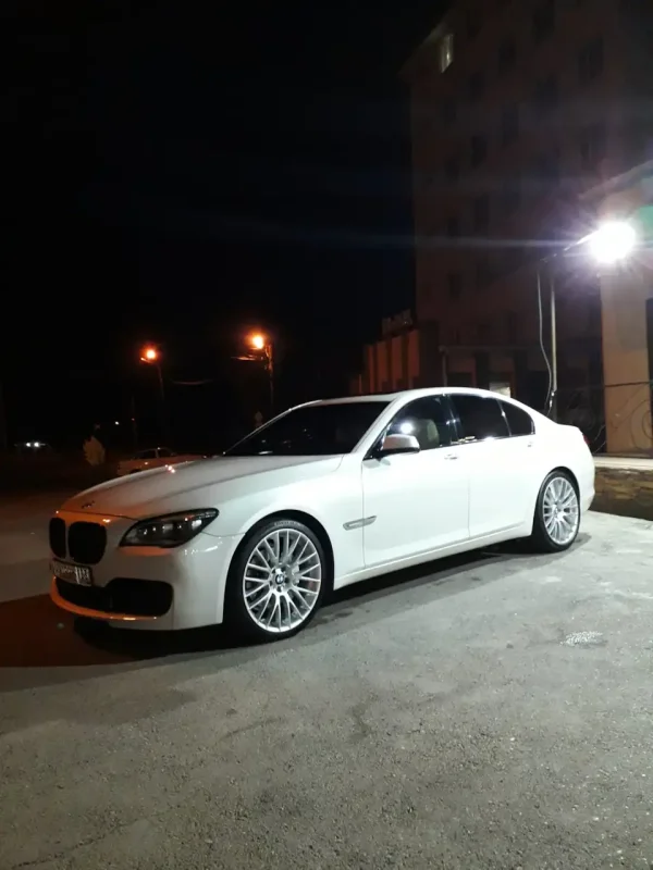 312 Стиль BMW 7