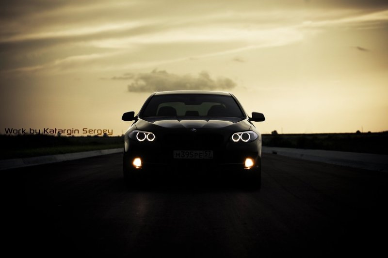 BMW m5 f10 в темноте