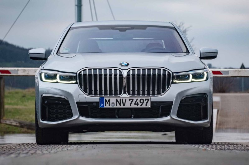 BMW x7 2022 салон
