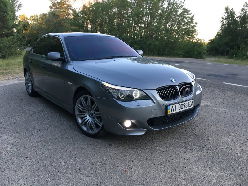 БМВ 525i 2005