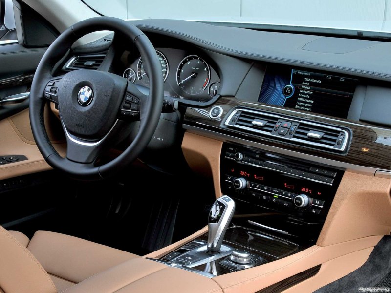 BMW f01 2008