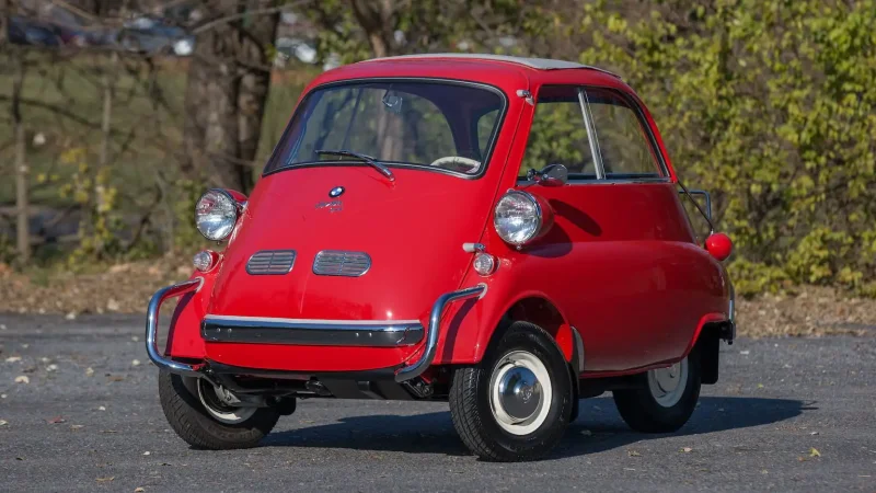 BMW Isetta сбоку