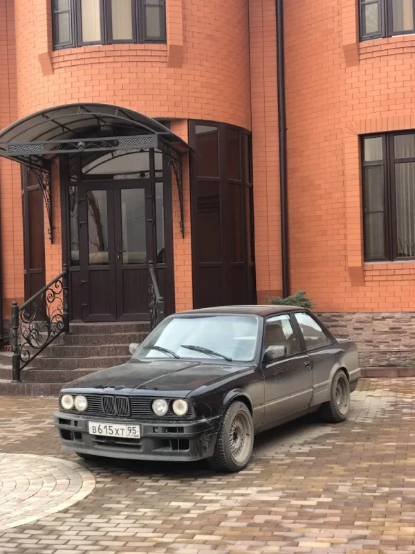 BMW 318 e21