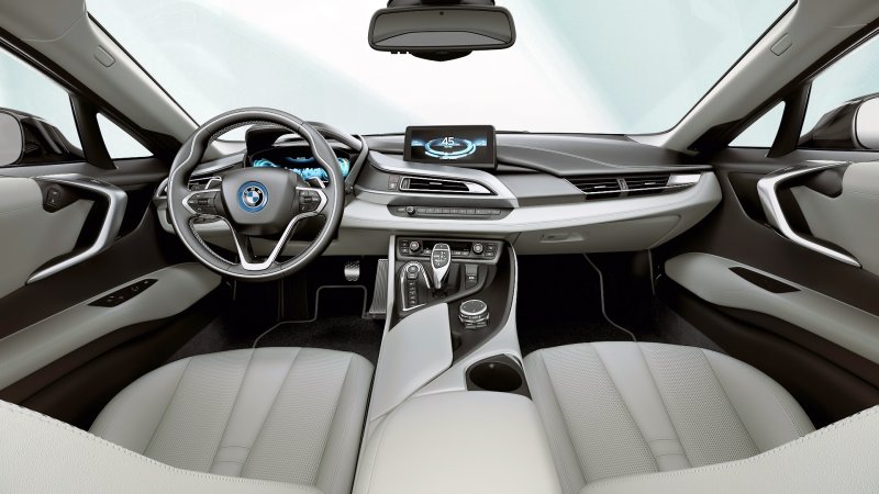 BMW i8 2022 салон