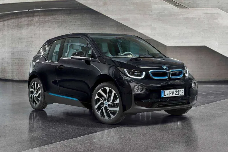 BMW i3 черный