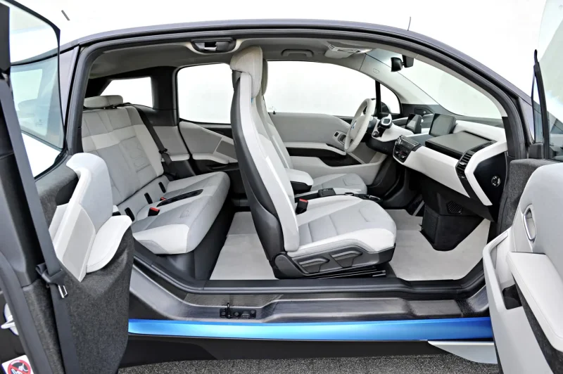 BMW i3 салон