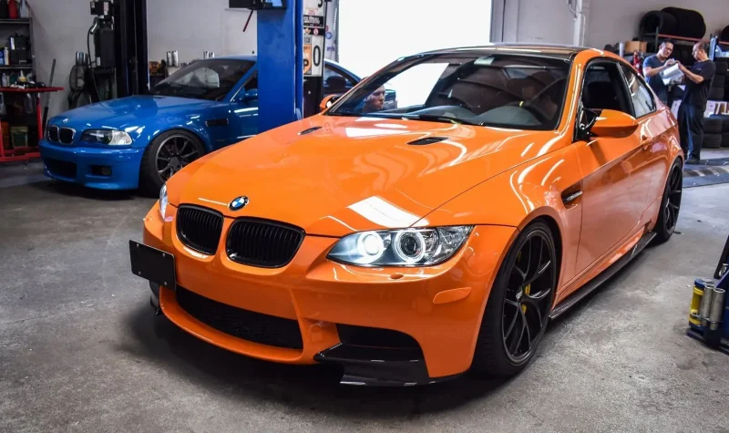 BMW 535i черная