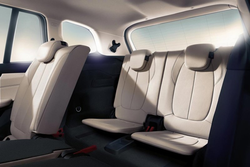 BMW 2 Gran Tourer салон