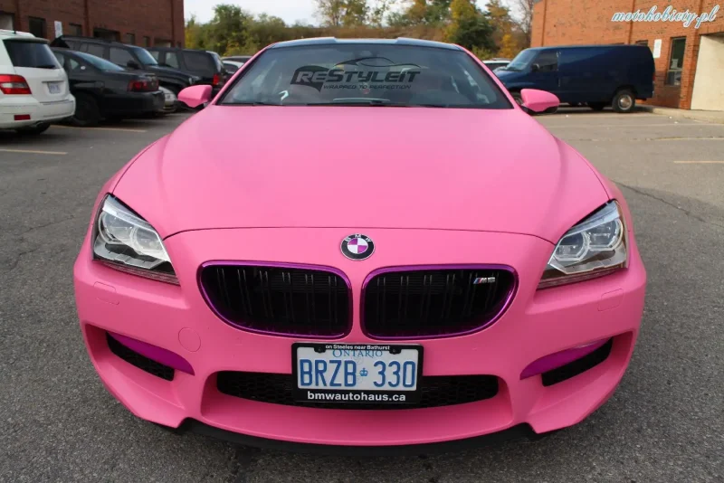 BMW m5 Pink