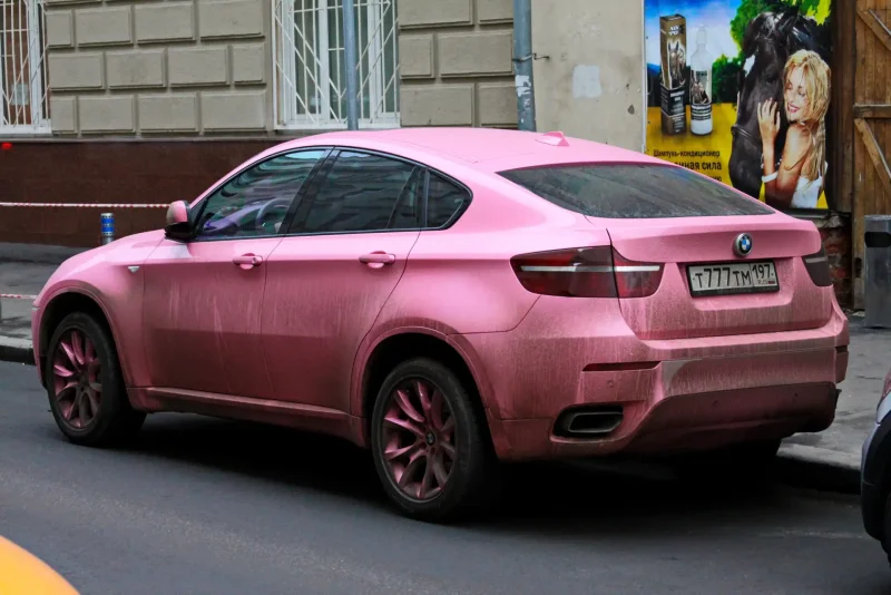 BMW m5 Pink