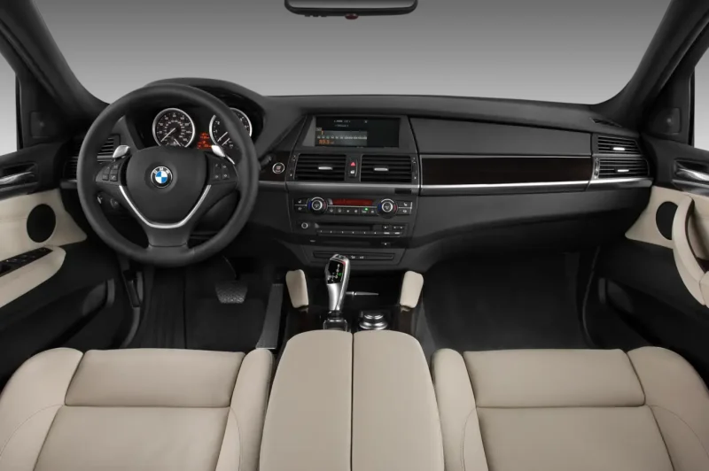 BMW x6 2012 салон