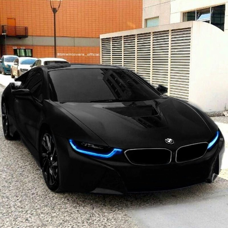 БМВ спорткар i8