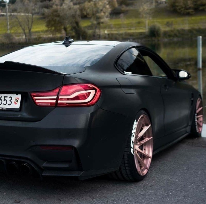 BMW m4 f82 Black