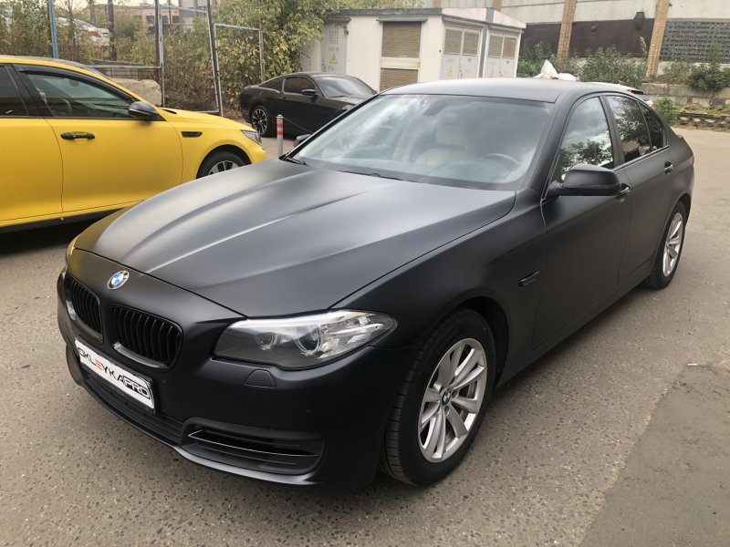 BMW 520 матовая