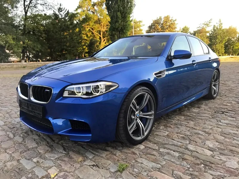 BMW m5 f10 2015