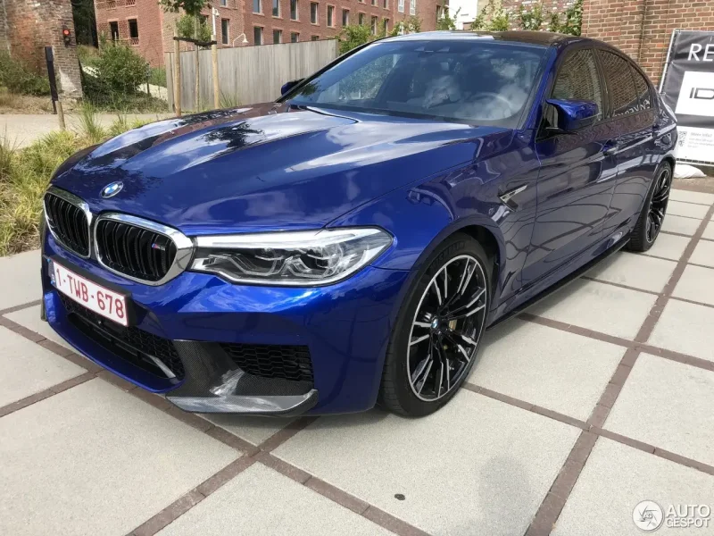 Бмв ф90 цена 2023. BMW m5 f90. BMW m5 f90 синяя. BMW m5 f90 темно синяя. БМВ m5 f90 синяя.