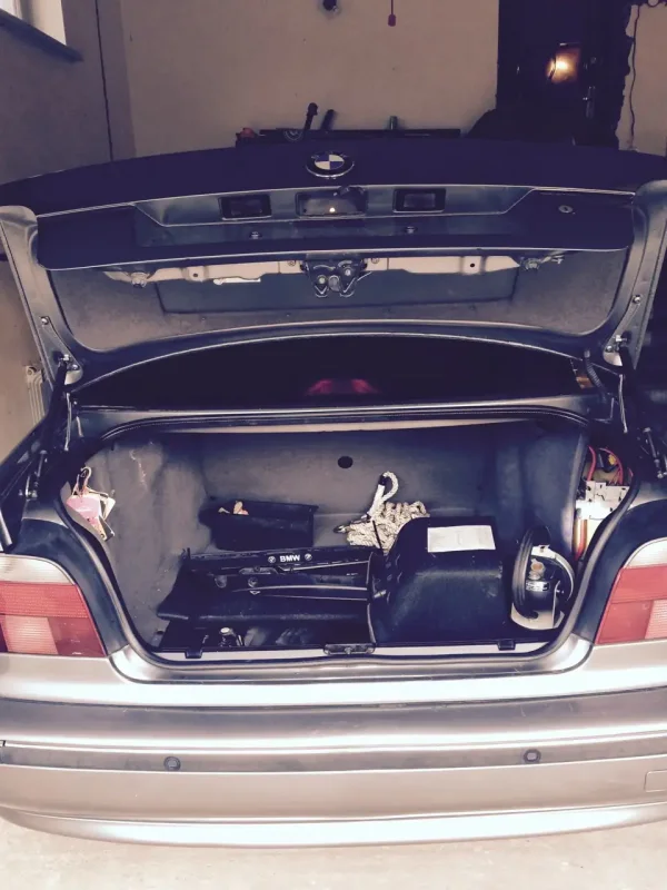 BMW e39 универсал багажник