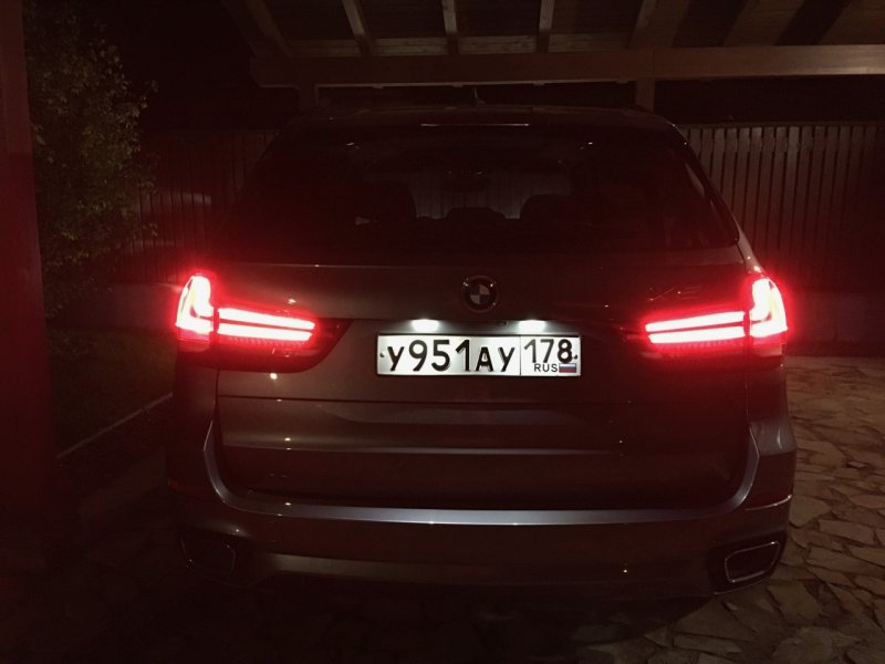 БМВ х5 2015 ночью