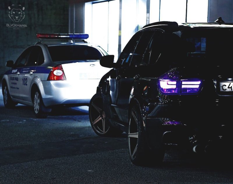BMW x5 ночью