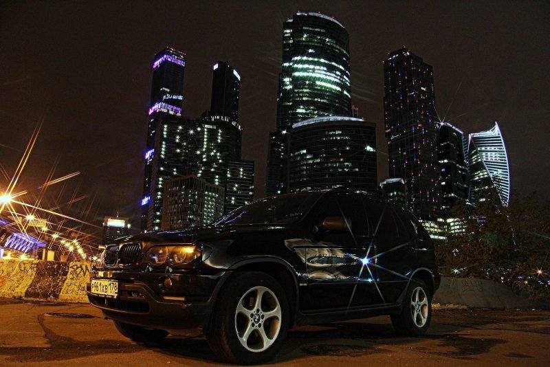 БМВ х5 и Москва Сити