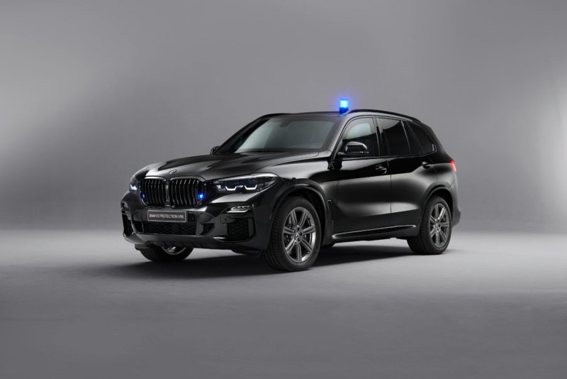 БМВ x5 черный 2020