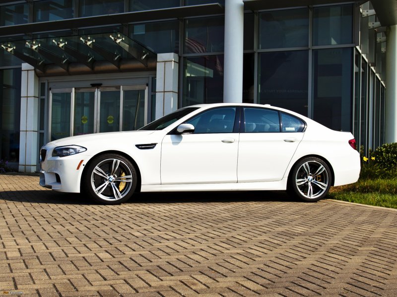 BMW f10 белая