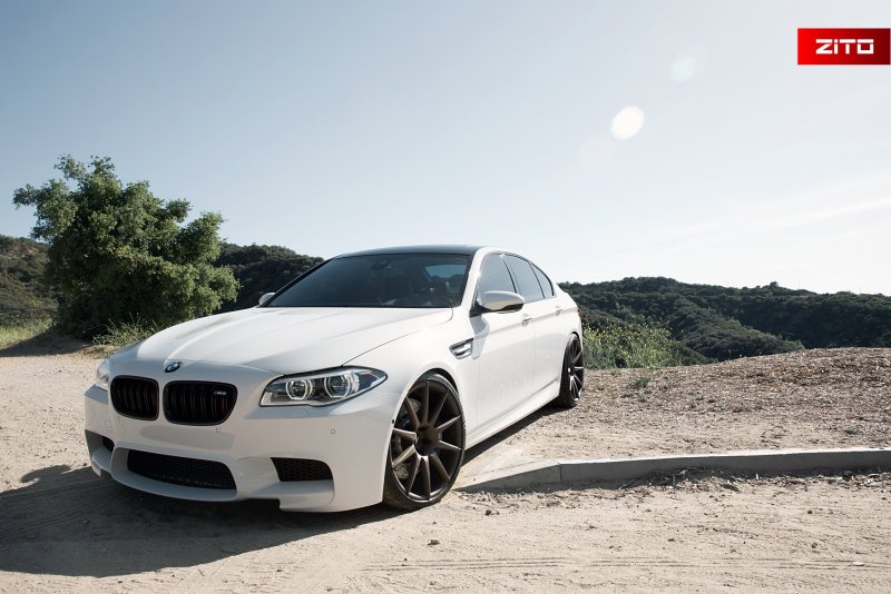 BMW 5 f10 белая м пакет