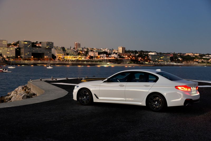Белая g30 m5