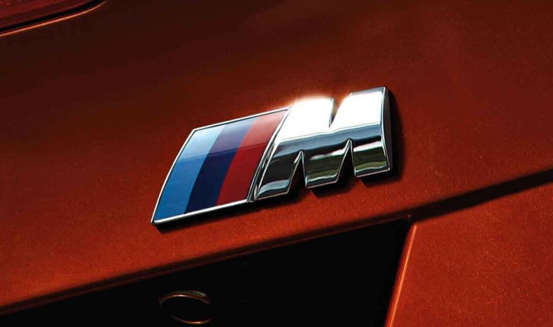 BMW m5 Power Emblem