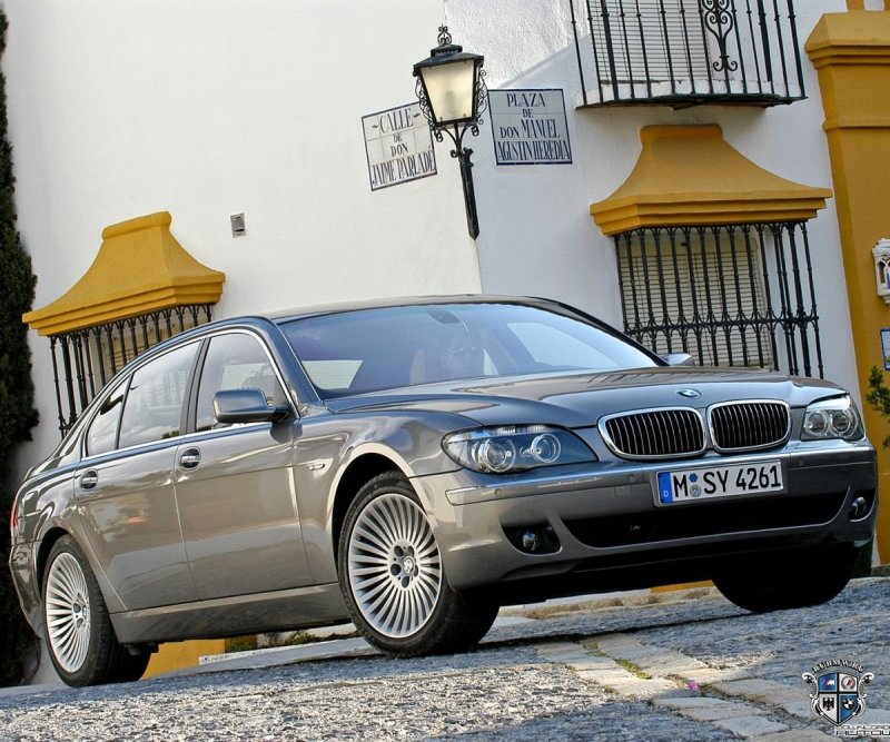 BMW 750 e65