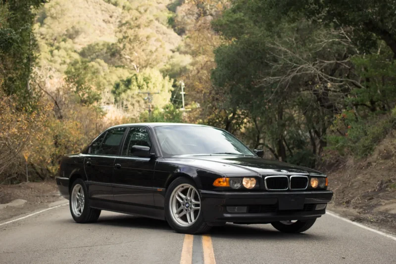 BMW e38 740i