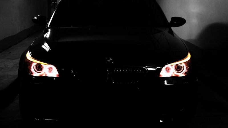 Фары в темноте