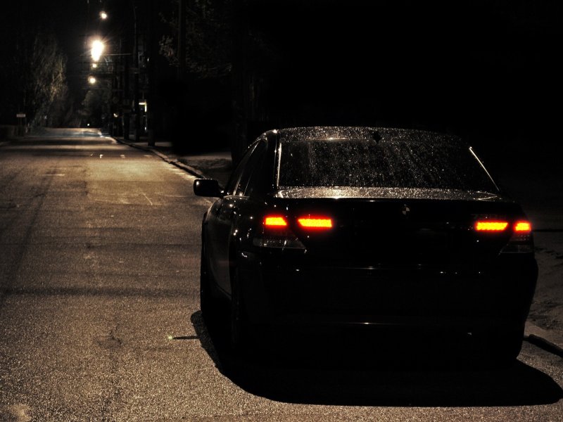 BMW e60 ночью