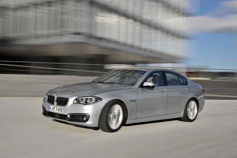 BMW седан 5 серии