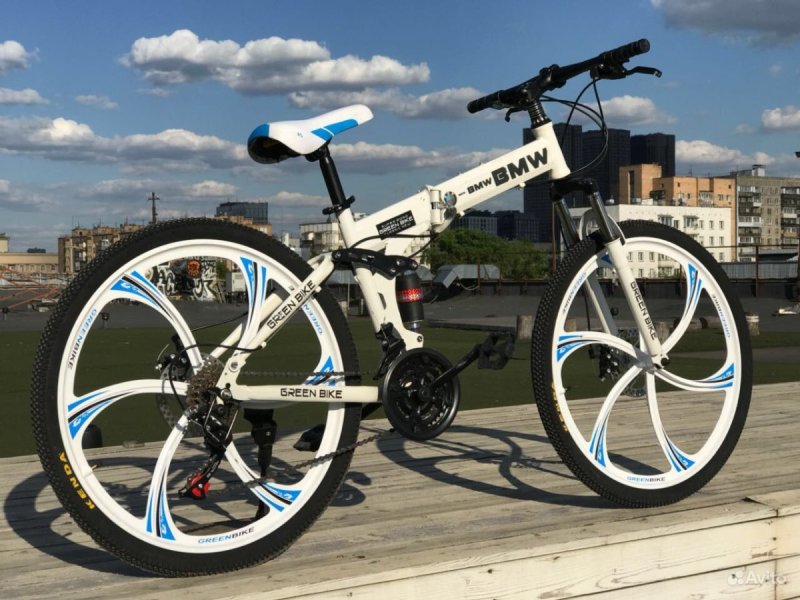 Скоростной велосипед BMW