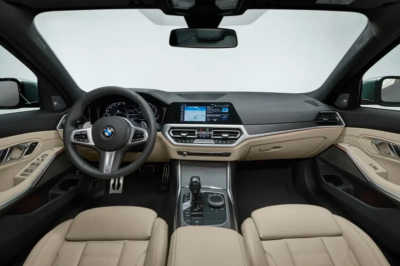 BMW 3 Series 2020 салон