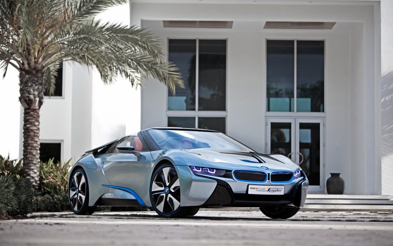 BMW спорткар i8
