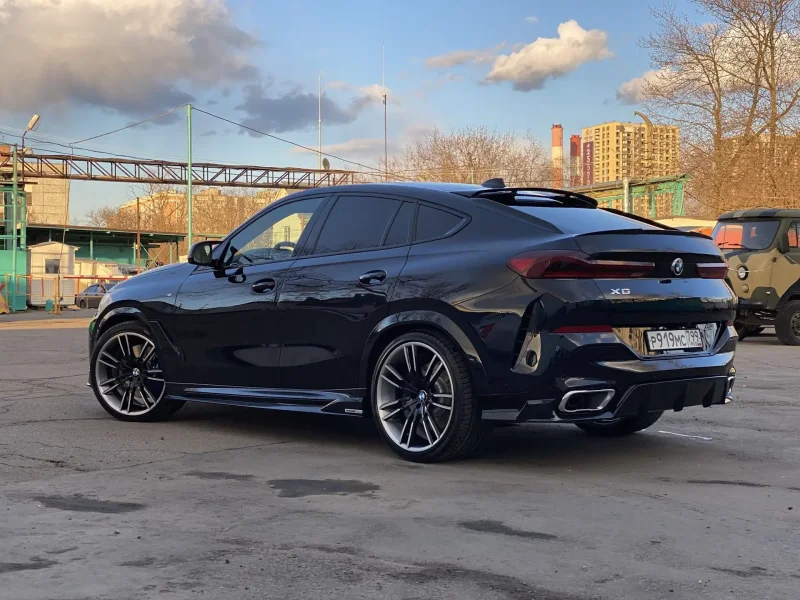 BMW x6 m50i