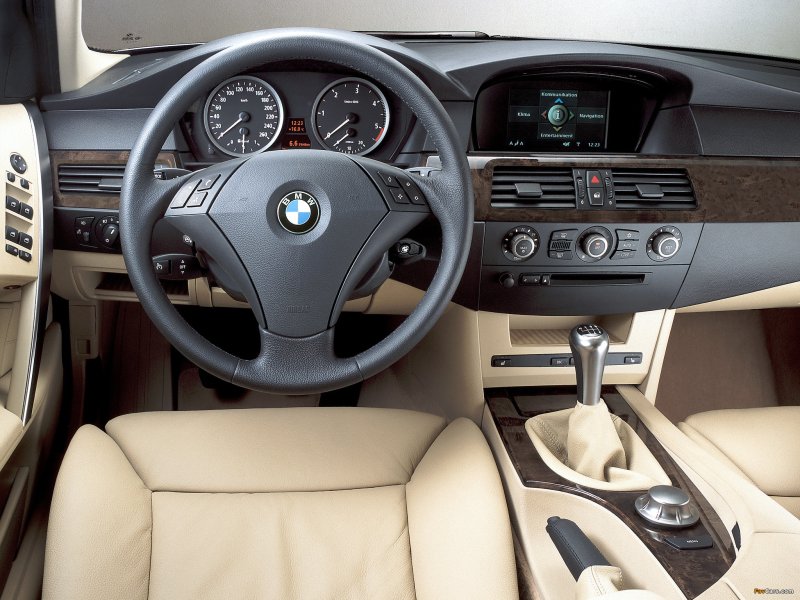 BMW e60 салон