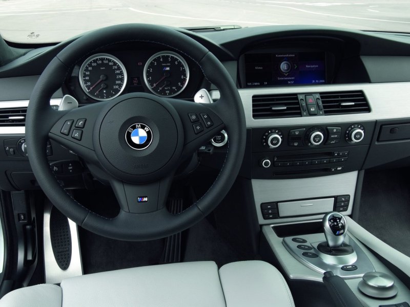 BMW m5 e60 салон