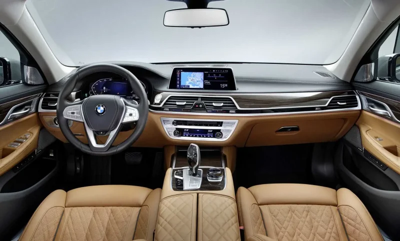BMW 750li 2020 салон