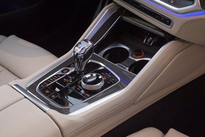 BMW x4 салон сзади