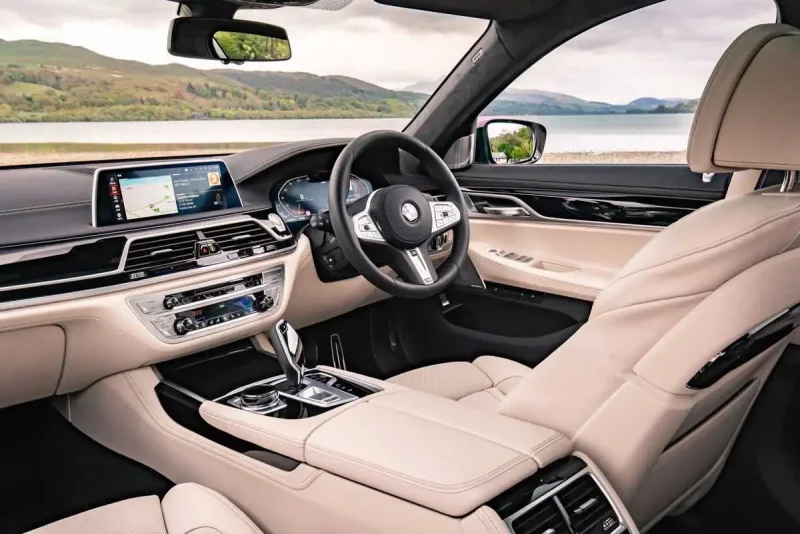 BMW 750i XDRIVE 2020