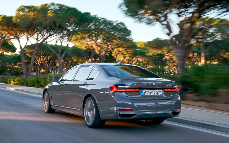BMW 750li 2020