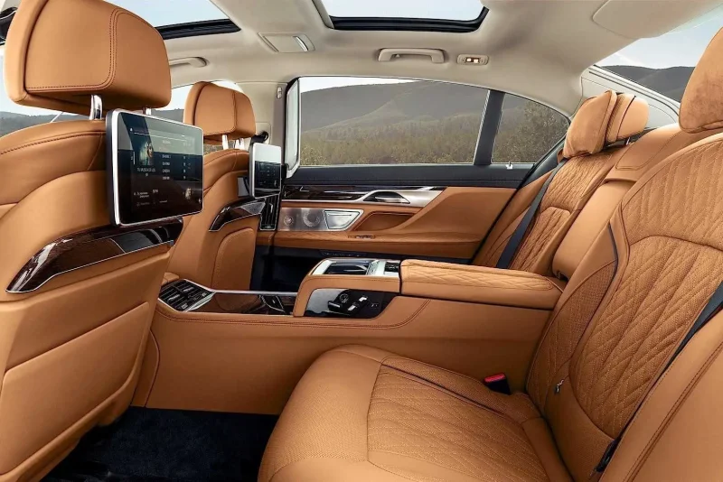 БМВ 750 li 2020