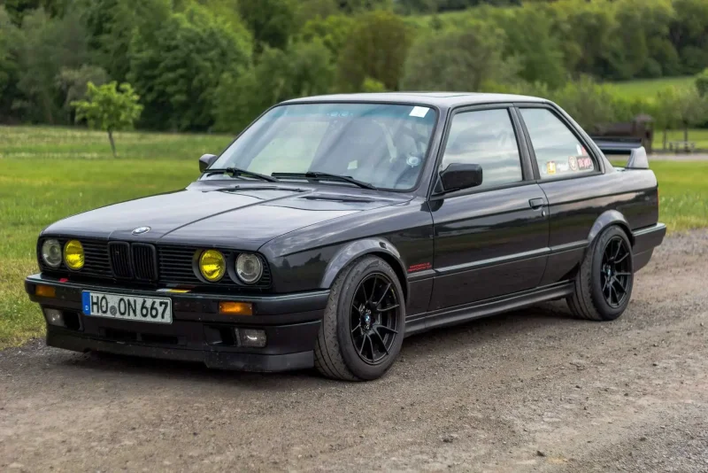 BMW 3 e30