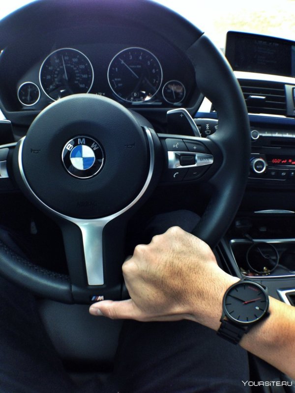 За рулем BMW i8