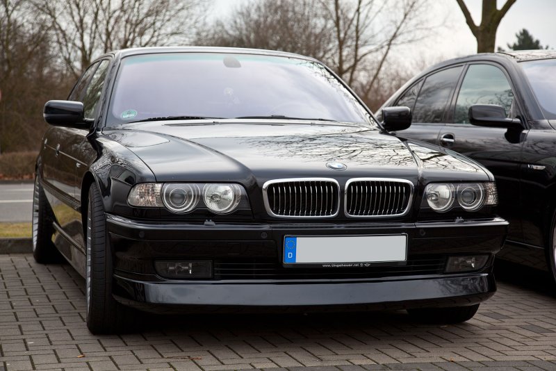 BMW 740i 2017